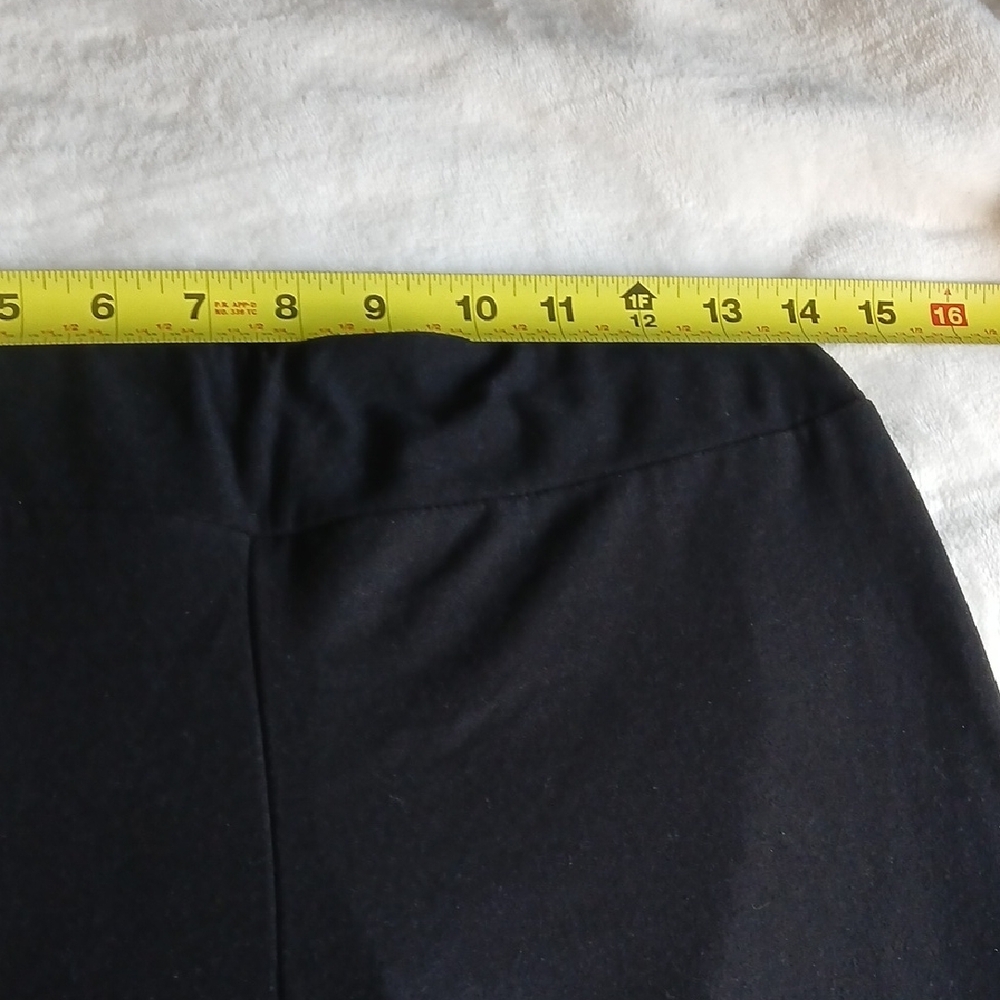 Time and Tru Black Stretch Leggings - Picture 8 of 9